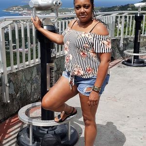 Meet your Posher, Natasha